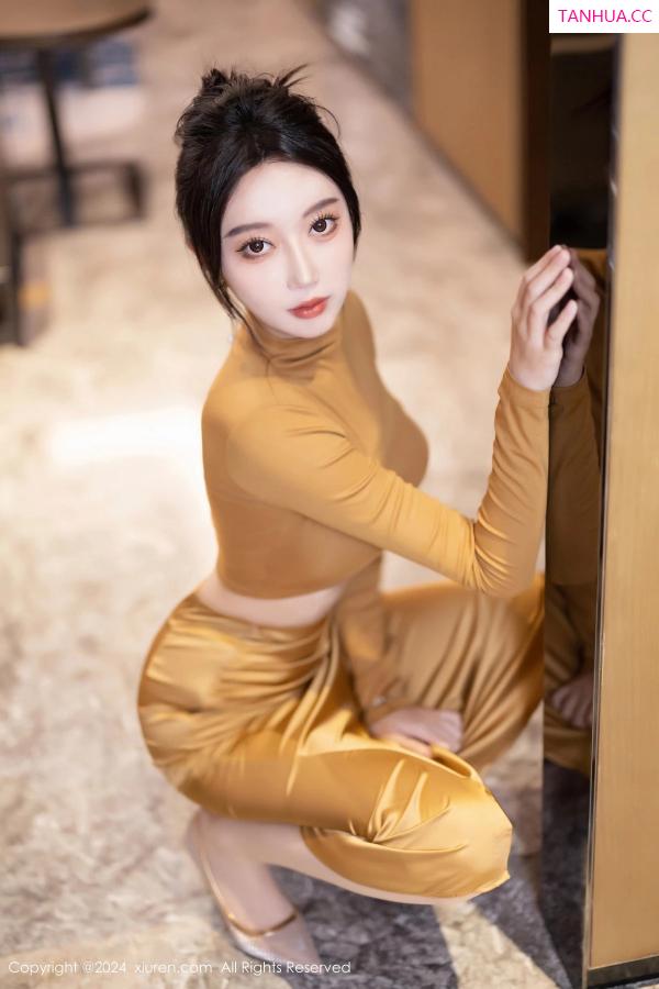 玥儿玥  [XiuRen]高清写真图 2024.05.21 No.8574 玥儿玥 丝袜美腿第20张图片